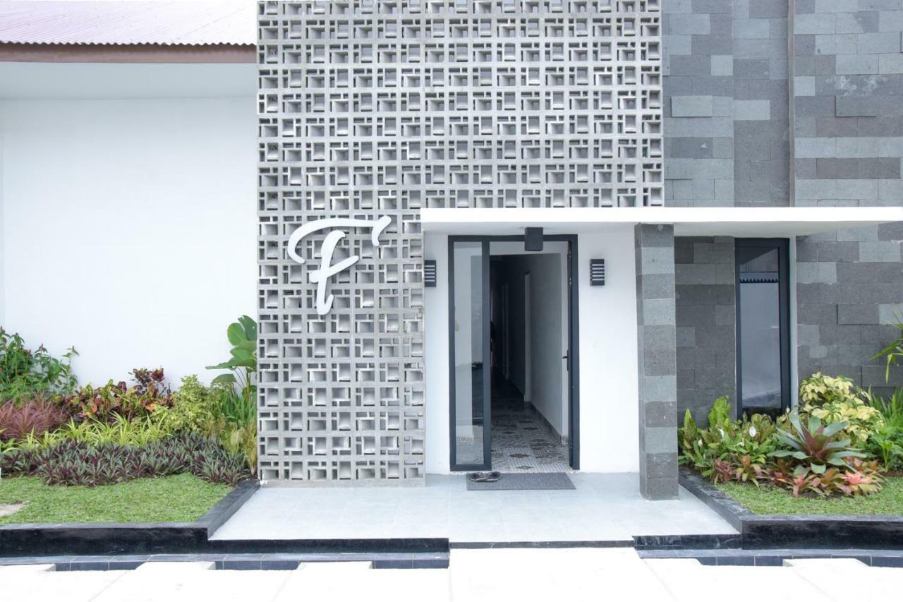 Reddoorz Plus Near Unimed Medan Ngoại thất bức ảnh