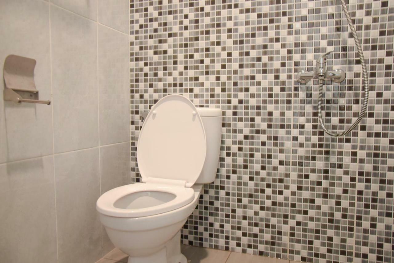 Reddoorz Plus Near Unimed Medan Ngoại thất bức ảnh