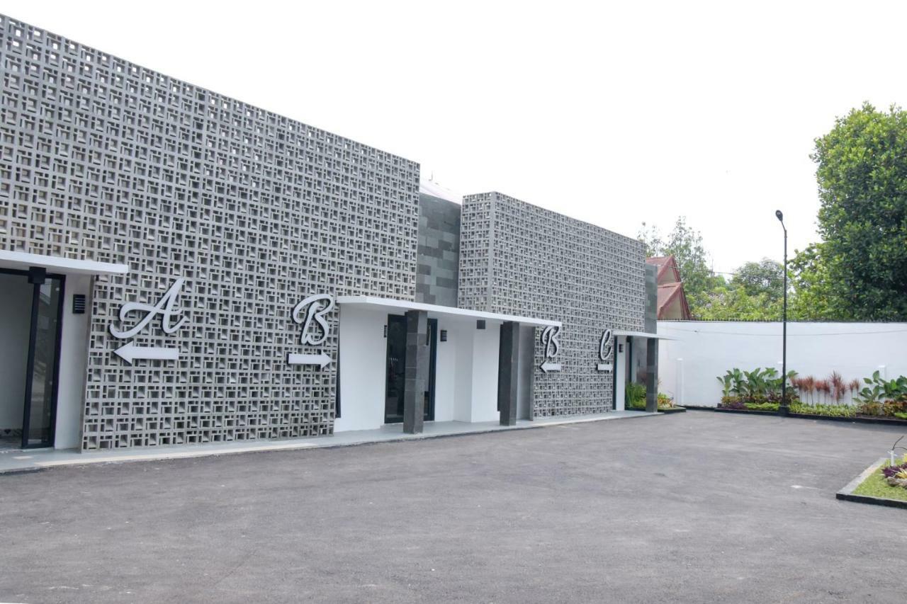 Reddoorz Plus Near Unimed Medan Ngoại thất bức ảnh